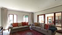 Lounges - 21 square meters of property in Bryanston