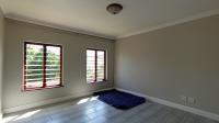 Bed Room 2 - 20 square meters of property in Bryanston