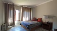 Bed Room 3 - 14 square meters of property in Bryanston