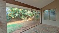 Patio - 29 square meters of property in Amanzimtoti 