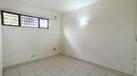 Bed Room 3 - 15 square meters of property in Amanzimtoti 