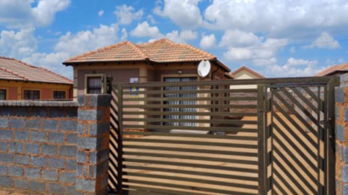 SA Home Loans Sale in Execution 3 Bedroom House for Sale in Heidelberg - GP - MR648632