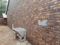  of property in Rooihuiskraal North