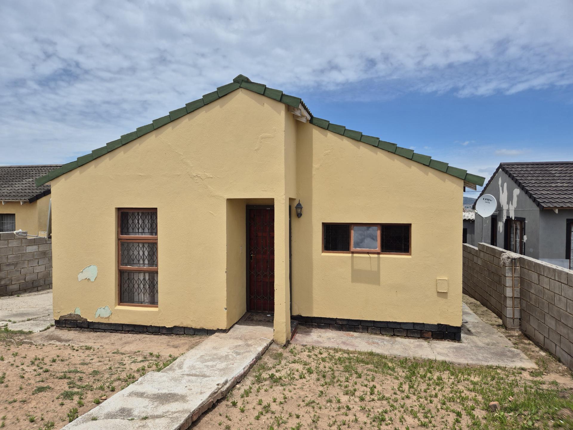 Front View of property in Kwadwesi