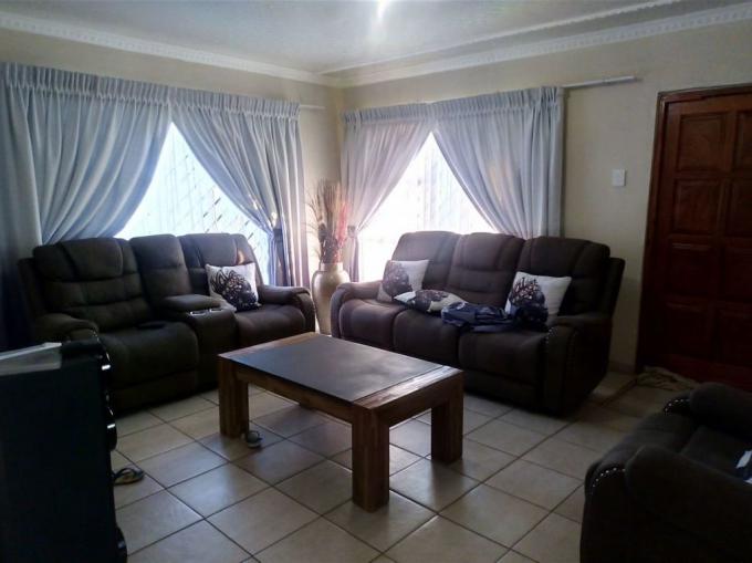 2 Bedroom House for Sale For Sale in Sebokeng - MR648691