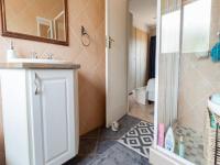 Bathroom 1 of property in Boardwalk Meander Estate