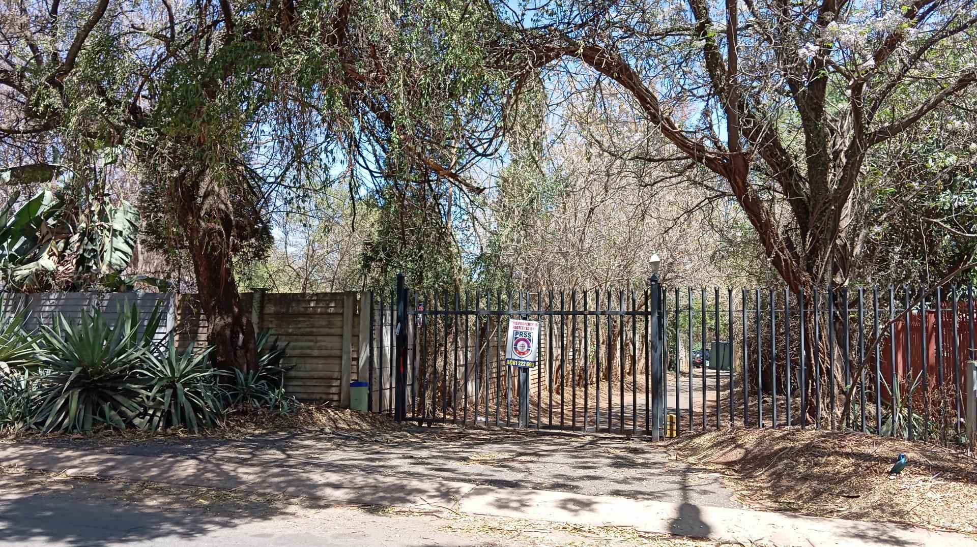 Front View of property in Lyttelton Manor