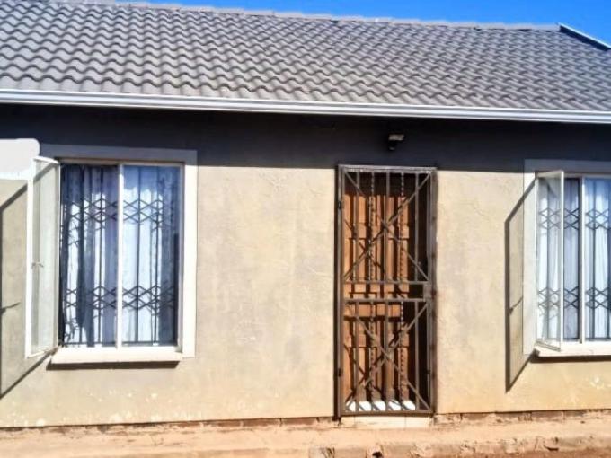 2 Bedroom House for Sale For Sale in Vanderbijlpark - MR648908