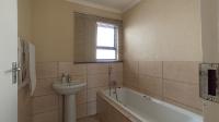 Bathroom 1 - 6 square meters of property in Kosmosdal