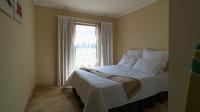 Bed Room 1 - 12 square meters of property in Kosmosdal