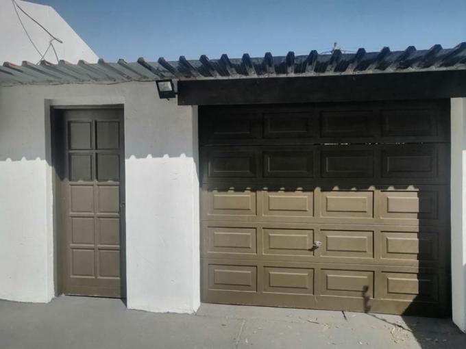 2 Bedroom House for Sale For Sale in Eersterust - MR649045