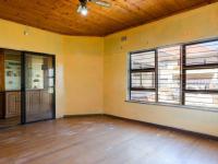  of property in Parow Central