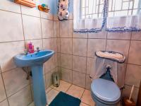 Bathroom 2 - 8 square meters of property in Wonderboom South