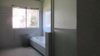 Main Bathroom - 14 square meters of property in Bryanston