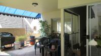 Patio - 21 square meters of property in Bryanston