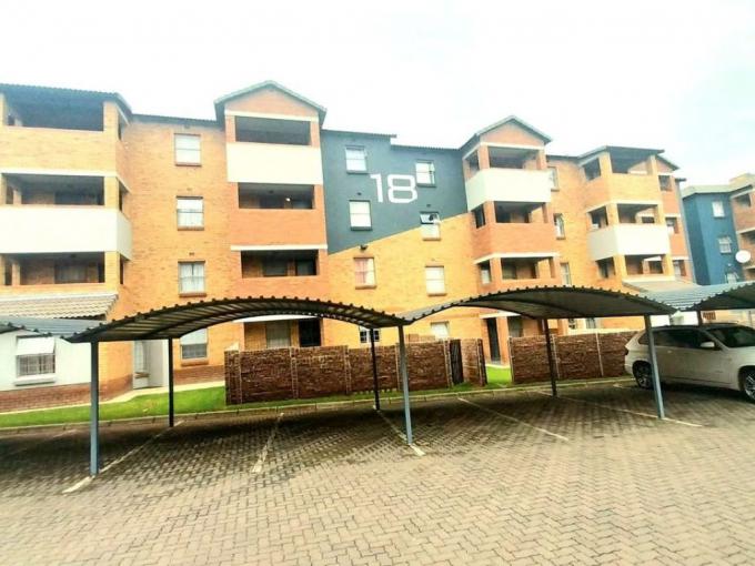 2 Bedroom Apartment for Sale For Sale in Heuweloord - MR649195