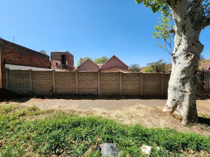 15 Bedroom House for Sale For Sale in Jeppestown - MR649276