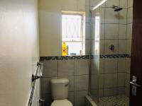 Bathroom 1 of property in Port Elizabeth Central