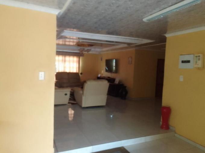 4 Bedroom House for Sale For Sale in Thohoyandou - MR649364