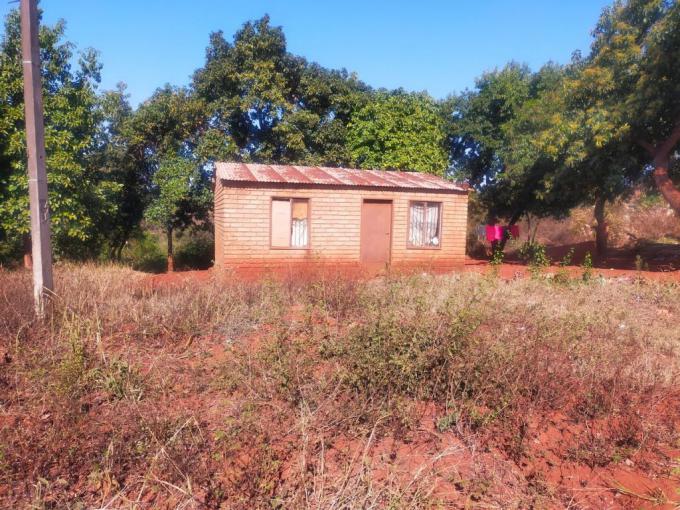 2 Bedroom House for Sale For Sale in Thohoyandou - MR649467