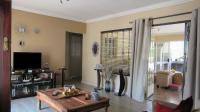 Lounges - 34 square meters of property in Sandton