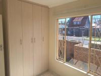 Bed Room 1 of property in Rosettenville