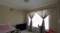 Bed Room 2 - 13 square meters of property in Rosettenville