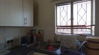 Kitchen - 11 square meters of property in Rosettenville