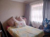 Bed Room 1 of property in Mabopane