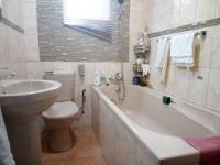 Bathroom 1 of property in Mabopane