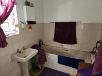 Main Bathroom of property in Reyno Ridge