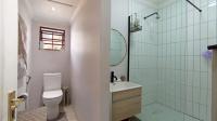 Bathroom 1 - 13 square meters of property in Athlone