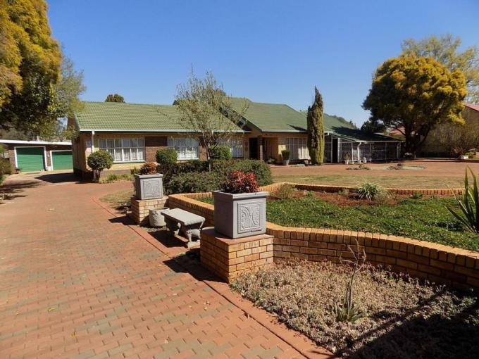 4 Bedroom House for Sale For Sale in Ventersdorp - MR649608