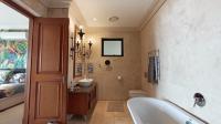 Bathroom 3+ - 28 square meters of property in Port Zimbali