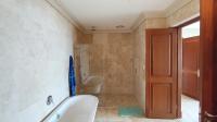 Bathroom 3+ - 28 square meters of property in Port Zimbali