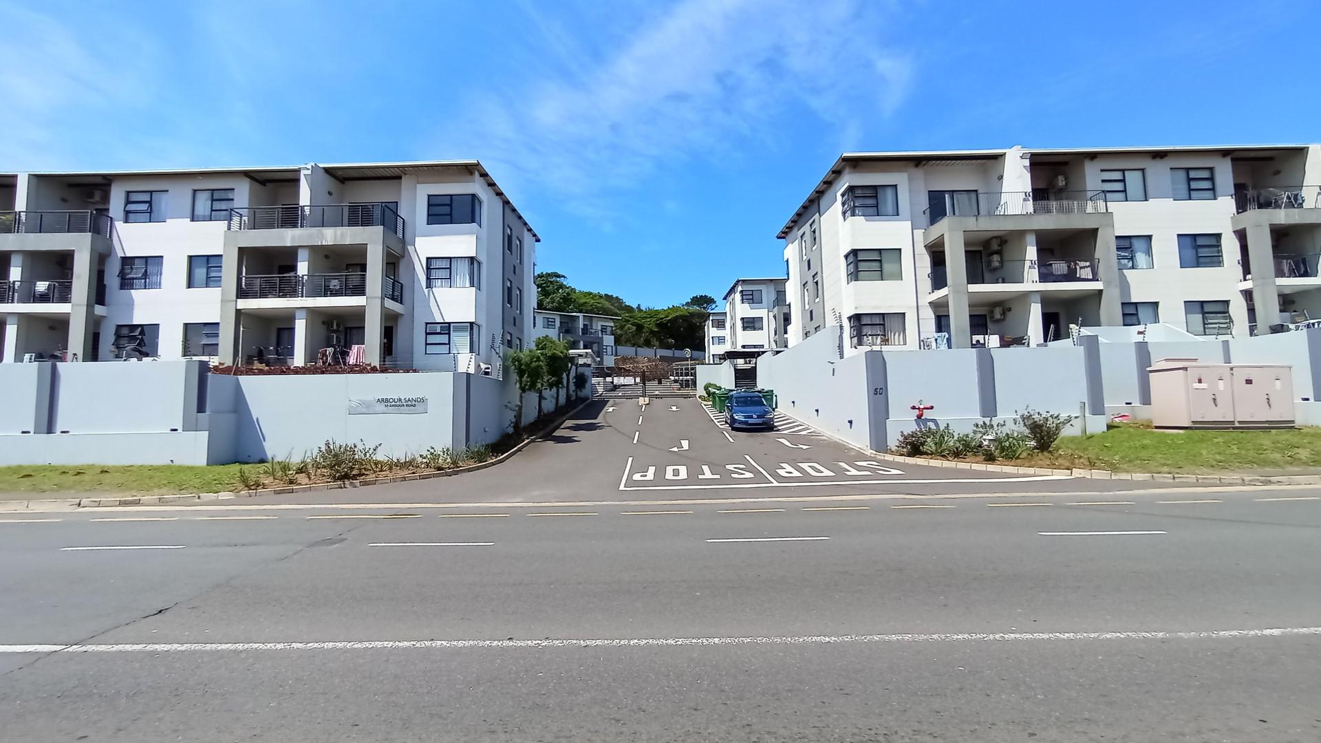 Front View of property in Umbogintwini