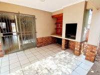  of property in Rooihuiskraal North