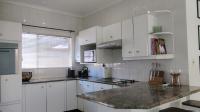 Kitchen - 11 square meters of property in Magaliessig