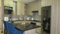 Kitchen - 12 square meters of property in Ruimsig