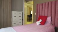 Bed Room 1 - 16 square meters of property in Ruimsig