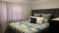 Bed Room 1 of property in Protea Glen