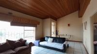 Informal Lounge - 12 square meters of property in Sunnyrock