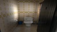 Bathroom 1 of property in West Riding - DBN