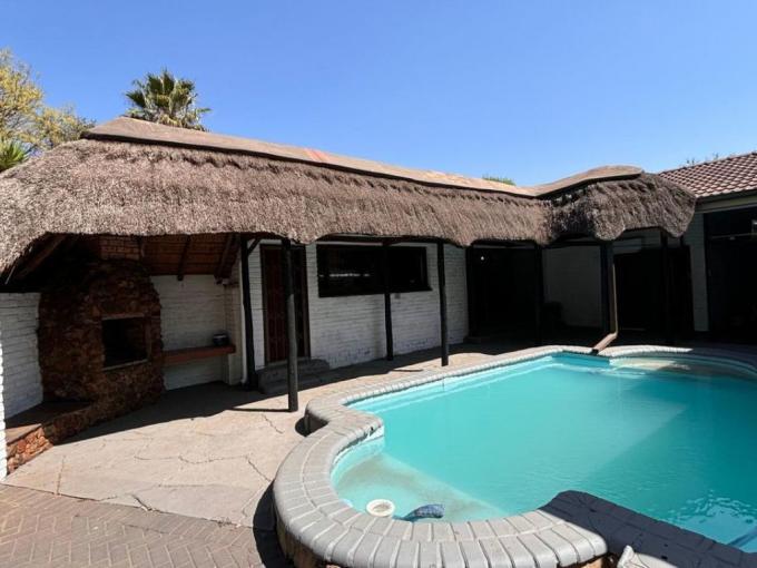 3 Bedroom House for Sale For Sale in Vanderbijlpark - MR649732