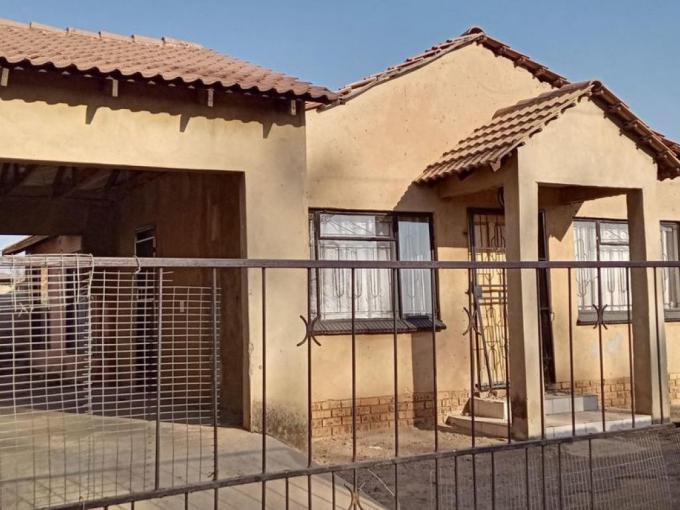 3 Bedroom House for Sale For Sale in Ratanda-JHB - MR649733