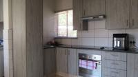 Kitchen - 13 square meters of property in Wilropark