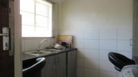 Scullery - 6 square meters of property in Wilropark