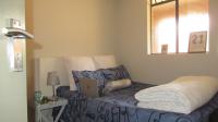 Bed Room 1 - 8 square meters of property in Alveda