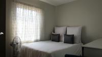 Bed Room 2 - 9 square meters of property in Alveda