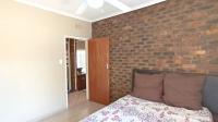 Bed Room 1 - 11 square meters of property in Bardene